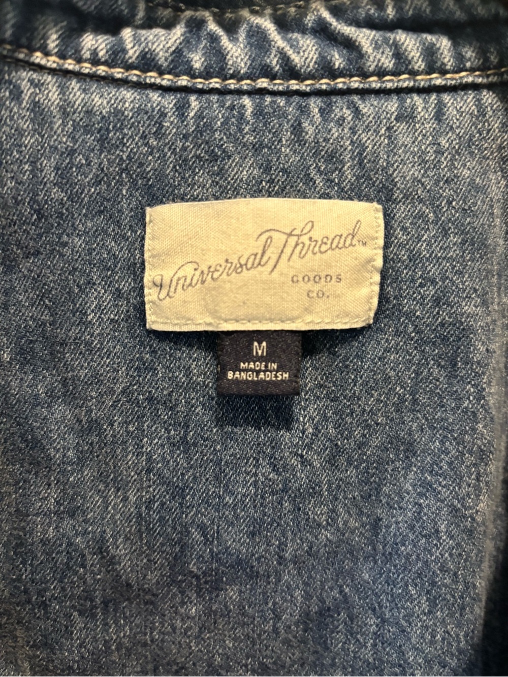 Universal Thread Blue Denim Shirt with Script Label - Picture 4 of 4